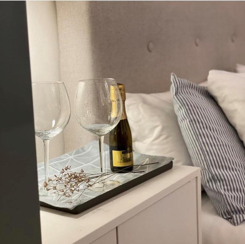 Opera Suites Fidelio , Cozy Studio In The Very Center Of Madrid Esterno foto